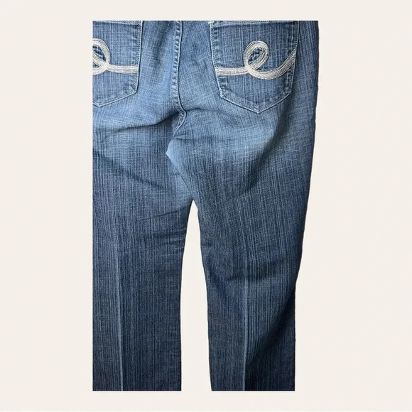 0731. SEVEN 7 DENIM JEANS SIZE 10 MEDIUM WASH IN COLOR - Picture 13 of 15